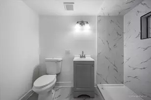 18172 W Twin Lakes Blvd, Grayslake, IL 60030 - Photo 8