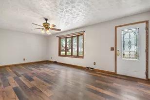 217 Melodie Ln, Colona, IL 61241 - Photo 6
