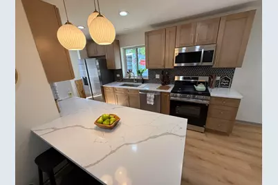 939 S Fletcher Drive, Wheeling, IL 60090 - Photo 2