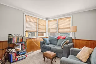 107 N Mallory Ave, Batavia, IL 60510 - Photo 12