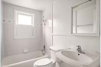 107 N Mallory Avenue, Batavia, IL 60510 - Photo 10
