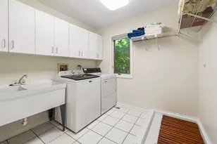 35 Barnard Ln, Highland Park, IL 60035 - Photo 18