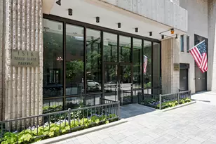 1516 N State Pkwy, Chicago, IL 60610 - Photo 2