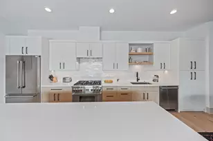 1548 W Ardmore Ave, Chicago, IL 60660 - Photo 2