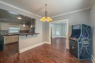 411 E Seminary Ave, Hoopeston, IL 60942 - Photo 12