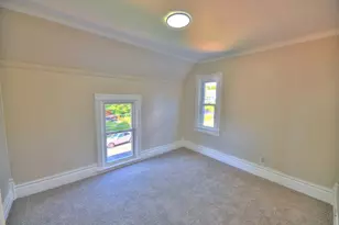 501 Raymond St, Elgin, IL 60120 - Photo 14
