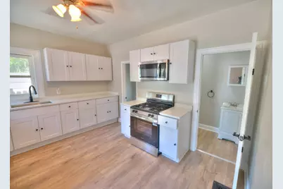 501 Raymond Street, Elgin, IL 60120 - Photo 6