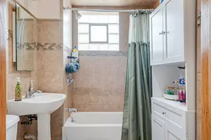 5212 S Sacramento Ave, Chicago, IL 60632 - Photo 6