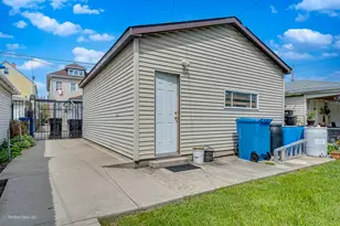 5212 S Sacramento Ave, Chicago, IL 60632 - Photo 20