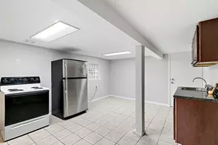933 Dunlop Ave, Forest Park, IL 60130 - Photo 2