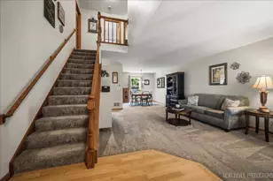 675 Parker Ct, Geneva, IL 60134 - Photo 4
