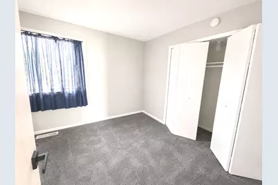 468 Meadow Green Lane, Round Lake Beach, IL 60073 - Photo 12