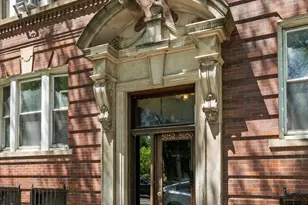 5052 S Blackstone Ave, Chicago, IL 60615 - Photo 2