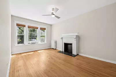 5052 S Blackstone Avenue #2, Chicago, IL 60615 - Photo 4