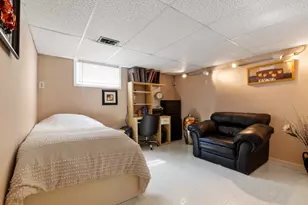 4701 W 102nd St, Oak Lawn, IL 60453 - Photo 18