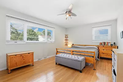 4701 W 102nd Street, Oak Lawn, IL 60453 - Photo 10