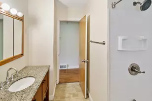 2812 173rd St, Hazel Crest, IL 60429 - Photo 12