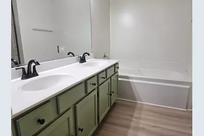 1293 Georgetown Way, Vernon Hills, IL 60061 - Photo 28