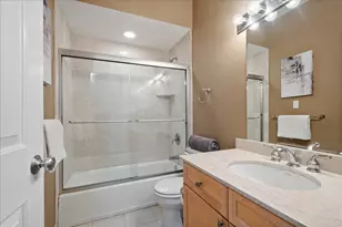 1242 N Maplewood Ave, Chicago, IL 60622 - Photo 18