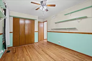 9970 W Oak Forest Dr, Beach Park, IL 60099 - Photo 18