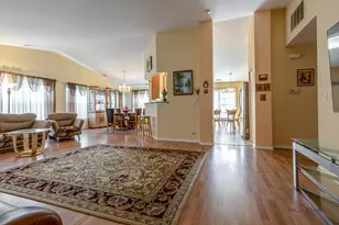 263 Shadow Creek Circle, Vernon Hills, IL 60061 - Photo 12