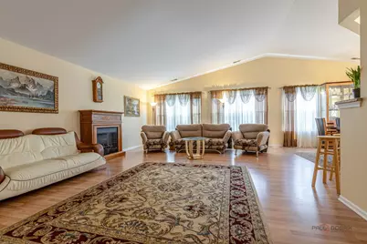 263 Shadow Creek Circle #263, Vernon Hills, IL 60061 - Photo 10
