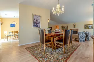 263 Shadow Creek Circle, Vernon Hills, IL 60061 - Photo 16