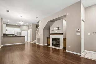 960 N Crosby St, Chicago, IL 60610 - Photo 6