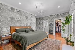 1955 W Barry St, Chicago, IL 60657 - Photo 12