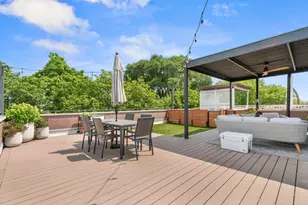 1955 W Barry St, Chicago, IL 60657 - Photo 22