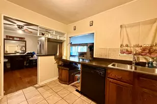 321 E Medill Ave, Northlake, IL 60164 - Photo 10