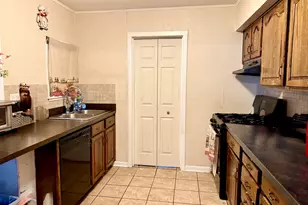 321 E Medill Ave, Northlake, IL 60164 - Photo 8
