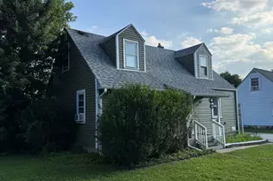 321 E Medill Ave, Northlake, IL 60164 - Photo 2