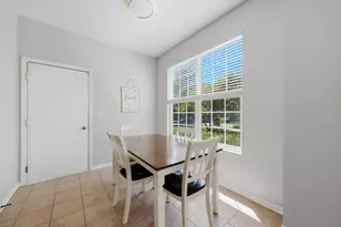 541 N Fox Trl, Round Lake, IL 60073 - Photo 12