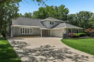 1208 Elizabeth Ave, Naperville, IL 60540 - Photo 1