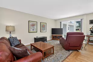 4218 Seeley Ave, Downers Grove, IL 60515 - Photo 4
