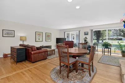 4218 Seeley Avenue, Downers Grove, IL 60515 - Photo 6