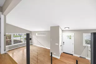 1307 Pershing Ave, Wheaton, IL 60189 - Photo 18
