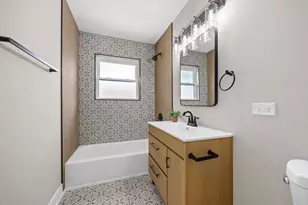 1307 Pershing Ave, Wheaton, IL 60189 - Photo 24