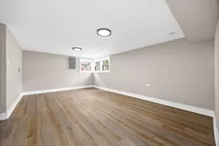 1307 Pershing Ave, Wheaton, IL 60189 - Photo 30