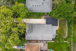 1307 Pershing Ave, Wheaton, IL 60189 - Photo 40