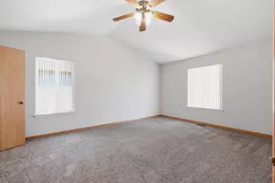 1986 Wedgewood Cir, Romeoville, IL 60446 - Photo 26