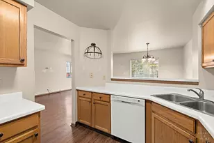 677 Silver Creek Rd, Woodstock, IL 60098 - Photo 14