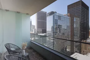 8 E Randolph St, Chicago, IL 60601 - Photo 16
