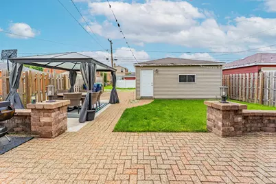 9144 S Utica Avenue, Evergreen Park, IL 60805 - Photo 28