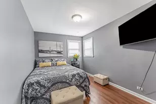 9144 S Utica Ave, Evergreen Park, IL 60805 - Photo 18