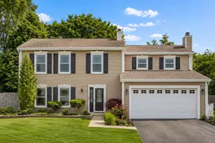 25W142 Windham Hill Ct, Naperville, IL 60540 - Photo 1