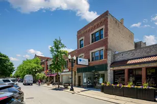 4754 N Lincoln Ave, Chicago, IL 60625 - Photo 1
