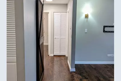 9907 W 58th Street #6, Countryside, IL 60525 - Photo 4