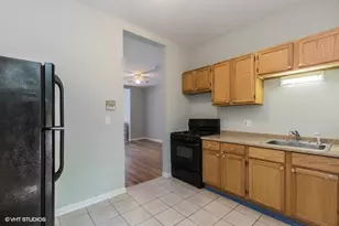 431 E Oakwood Blvd, Chicago, IL 60653 - Photo 4